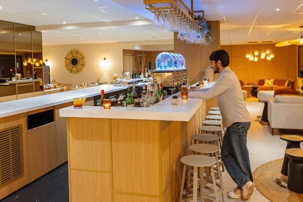 B Hotel Troyes Aeroport 37/50
