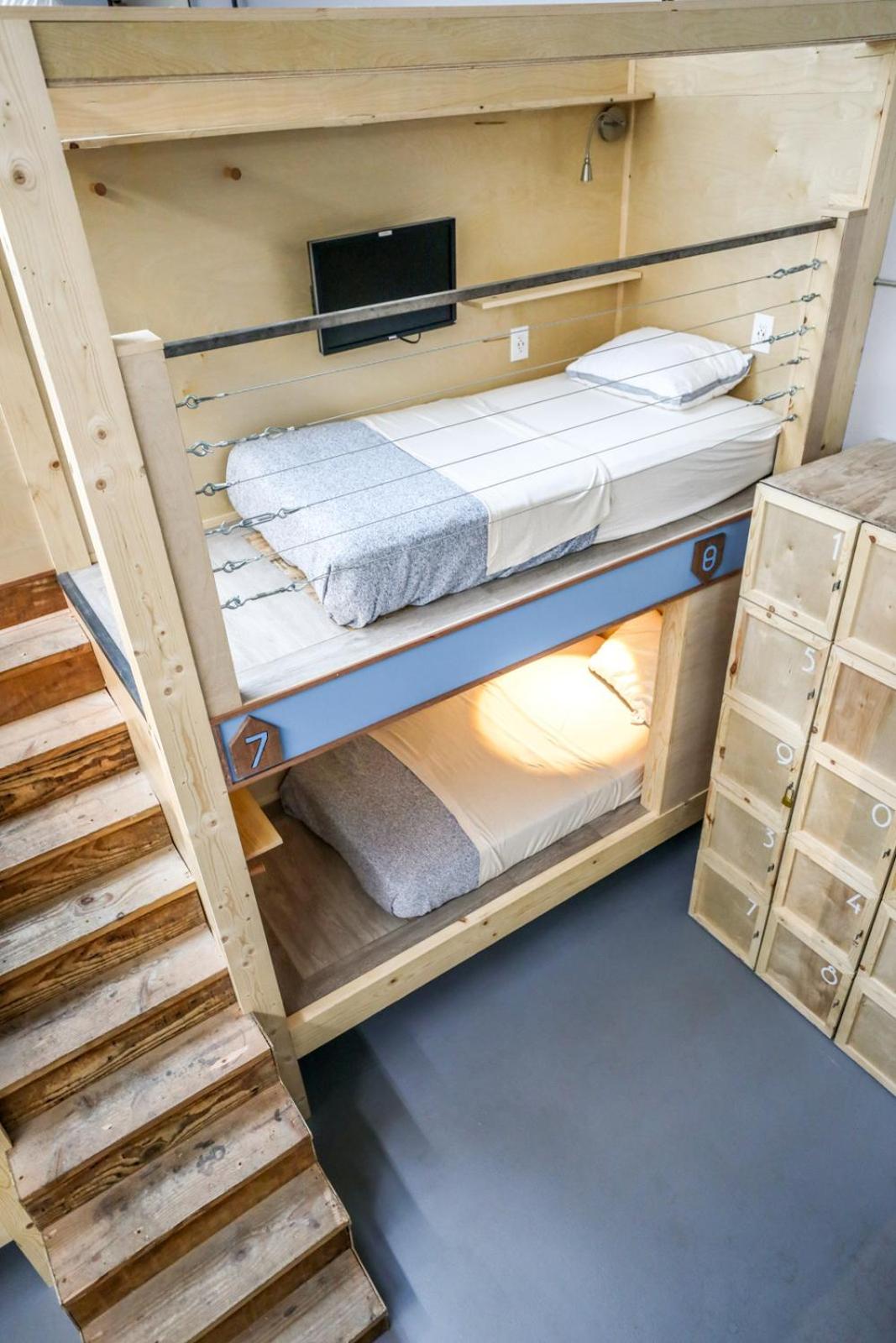 Podshare San Francisco Marina 44/50