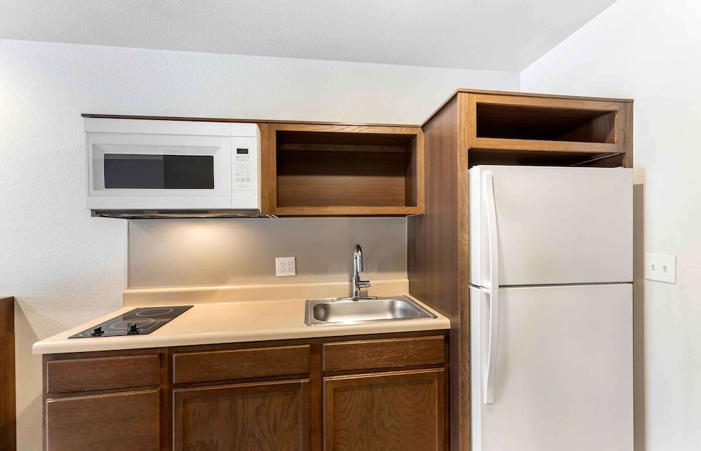 WoodSpring Suites Denver Centennial 42/43