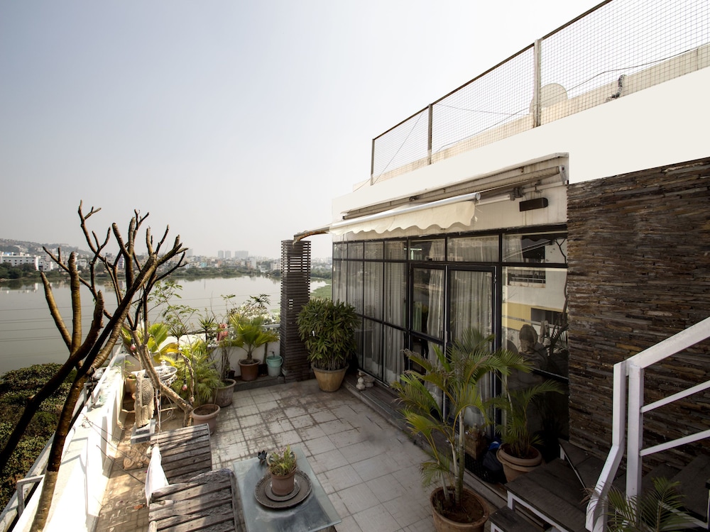 OYO Manikonda Near Inorbit Mall Cyberabad in HYDERABAD