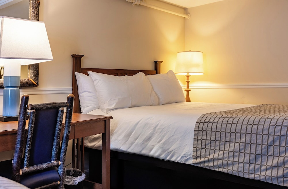 The Wolfeboro Inn 30/67