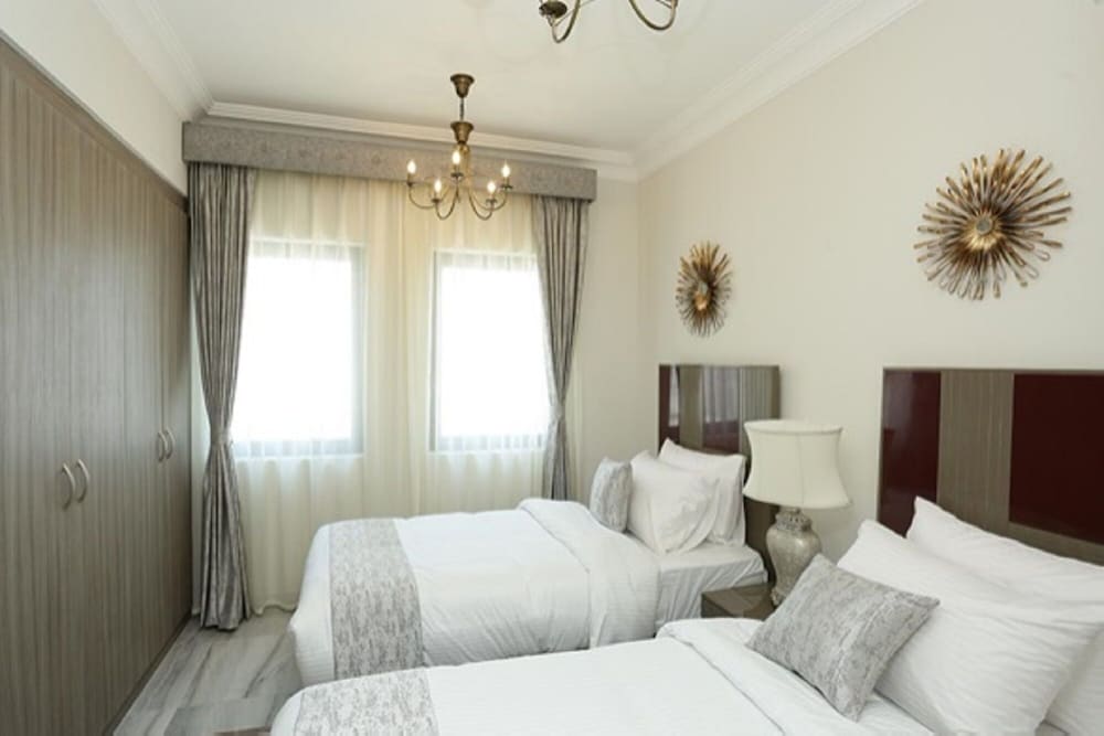 Marbella Holiday Homes 11/50