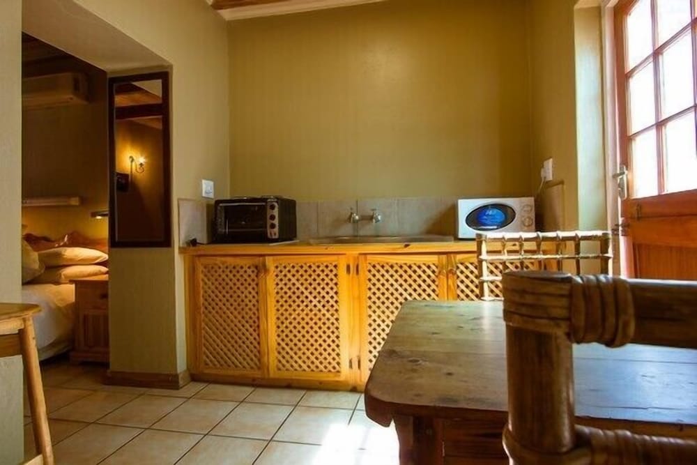 The Barracks Colesberg 2/23