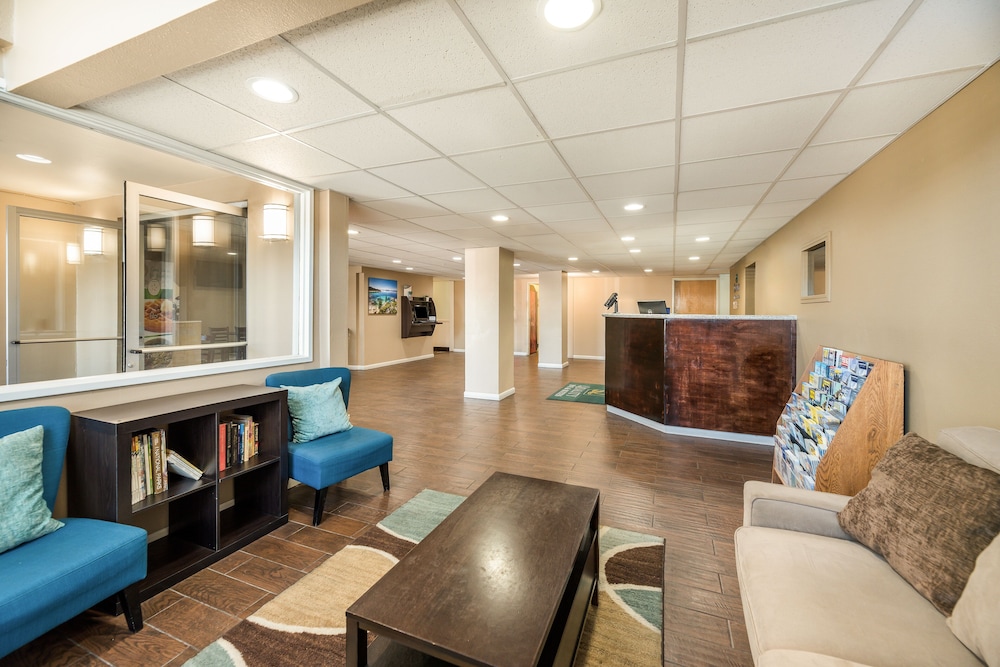 Quality Inn and Suites near NAS Fallon 25/30