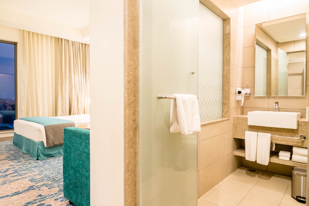Holiday Inn Express Kolkata Airport 25/56