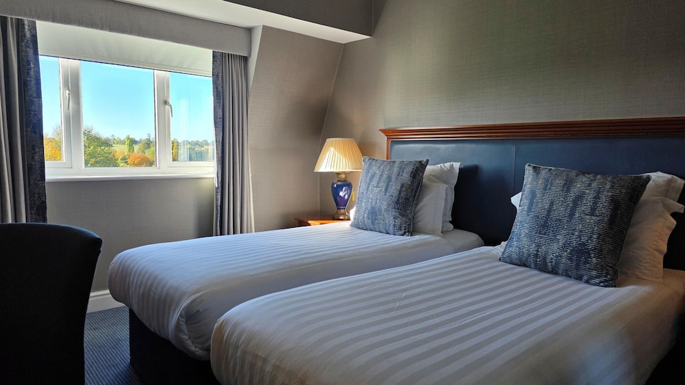 Superior, Twin Beds, with View, Windmill Village Hotel, Golf Club Spa, BWSC 6/8