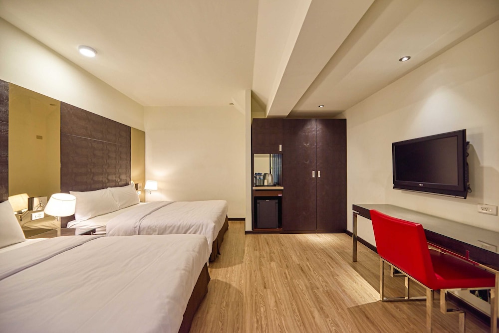 Jih Lih Hotel 12/38