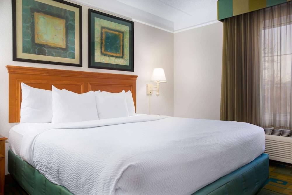 Fairfield by Marriott Inn & Suites Austin West 9/36