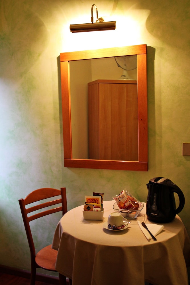 Primavera Mini Hotel 44/63