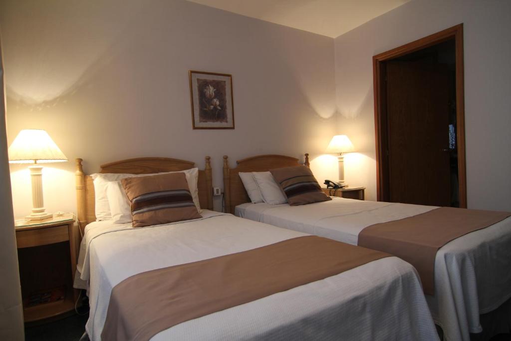 Crystal Palace Hotel 13/49