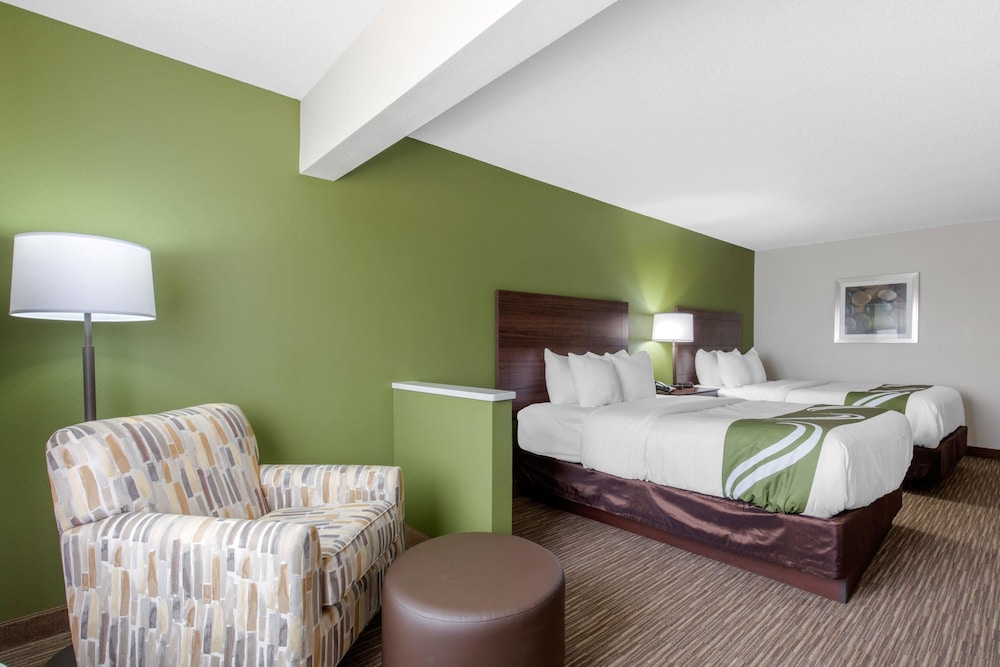 Quality Inn & Suites Mountain Home North 14/34