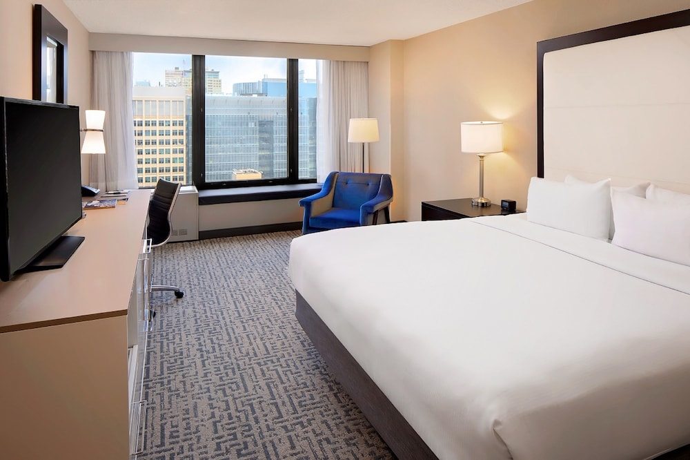 DoubleTree by Hilton Hotel Chicago Magnificent Mile 19/79