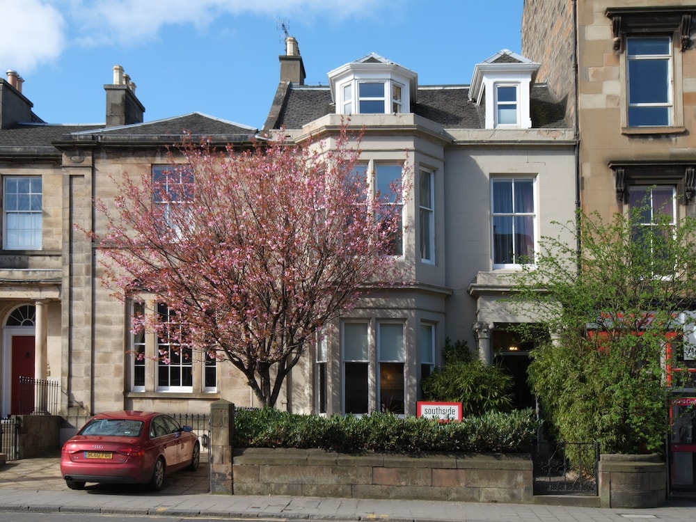 Southside Guest House 50/55