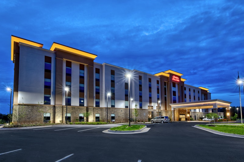 Hampton Inn and Suites Culpeper 4/18