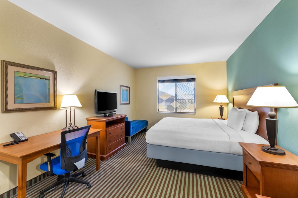 Quality Inn & Suites - Marlin 19/56