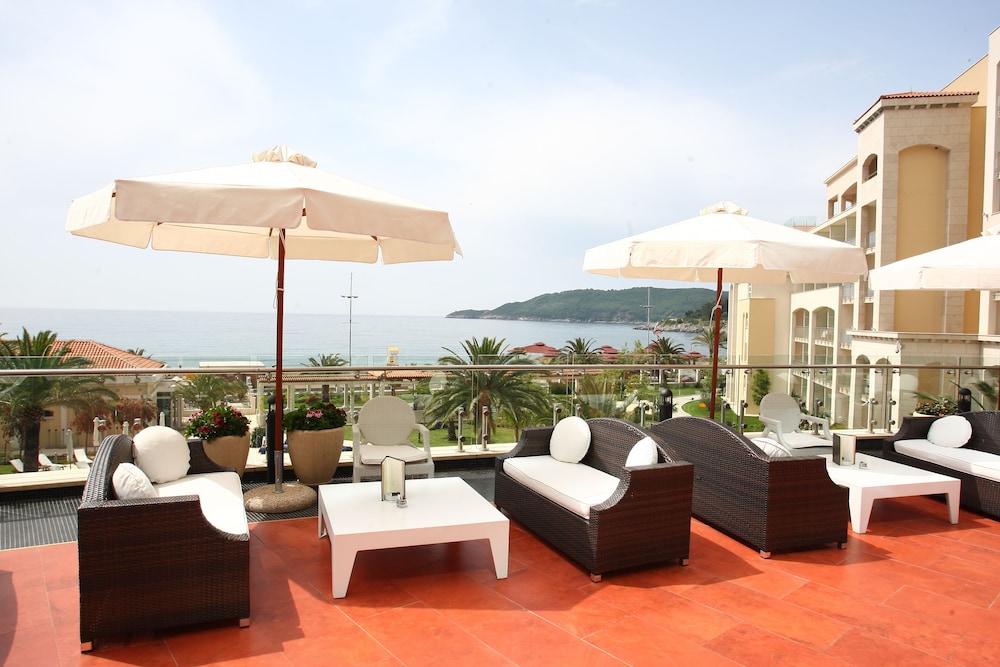 Splendid Conference Spa Resort 75/77