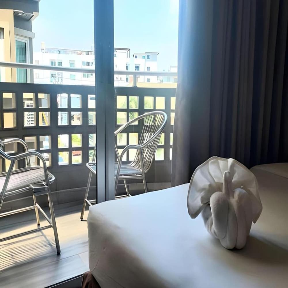 غرفة ديلوكس مزدوجة، Sunday JA Plus Hotel 3/4