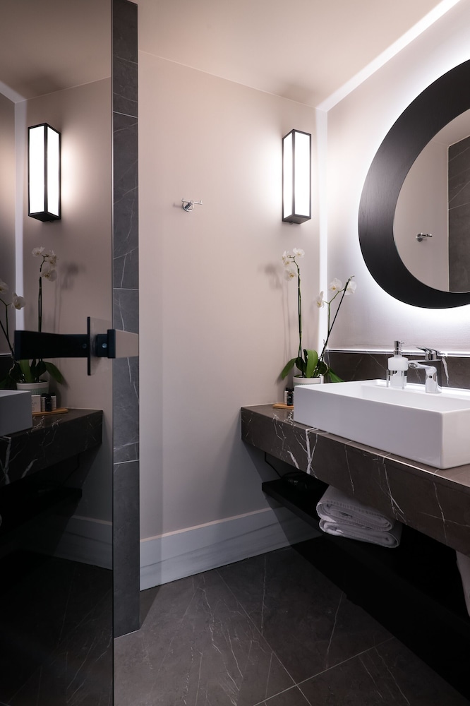 S Hotel Boutique Thessaloniki 47/54