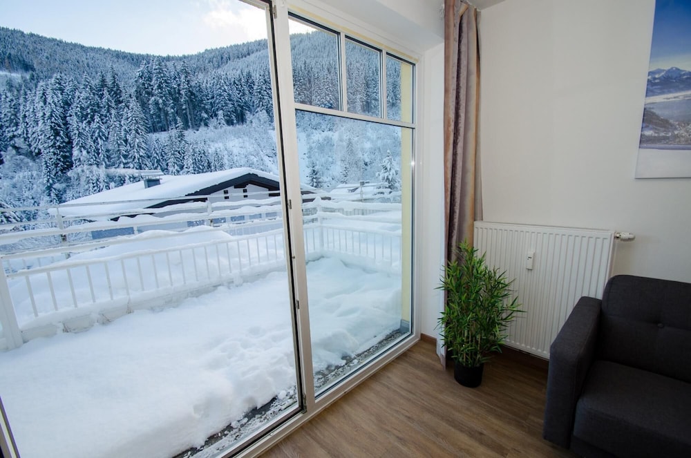 Apartment Summer & Winter Fun I 26/50