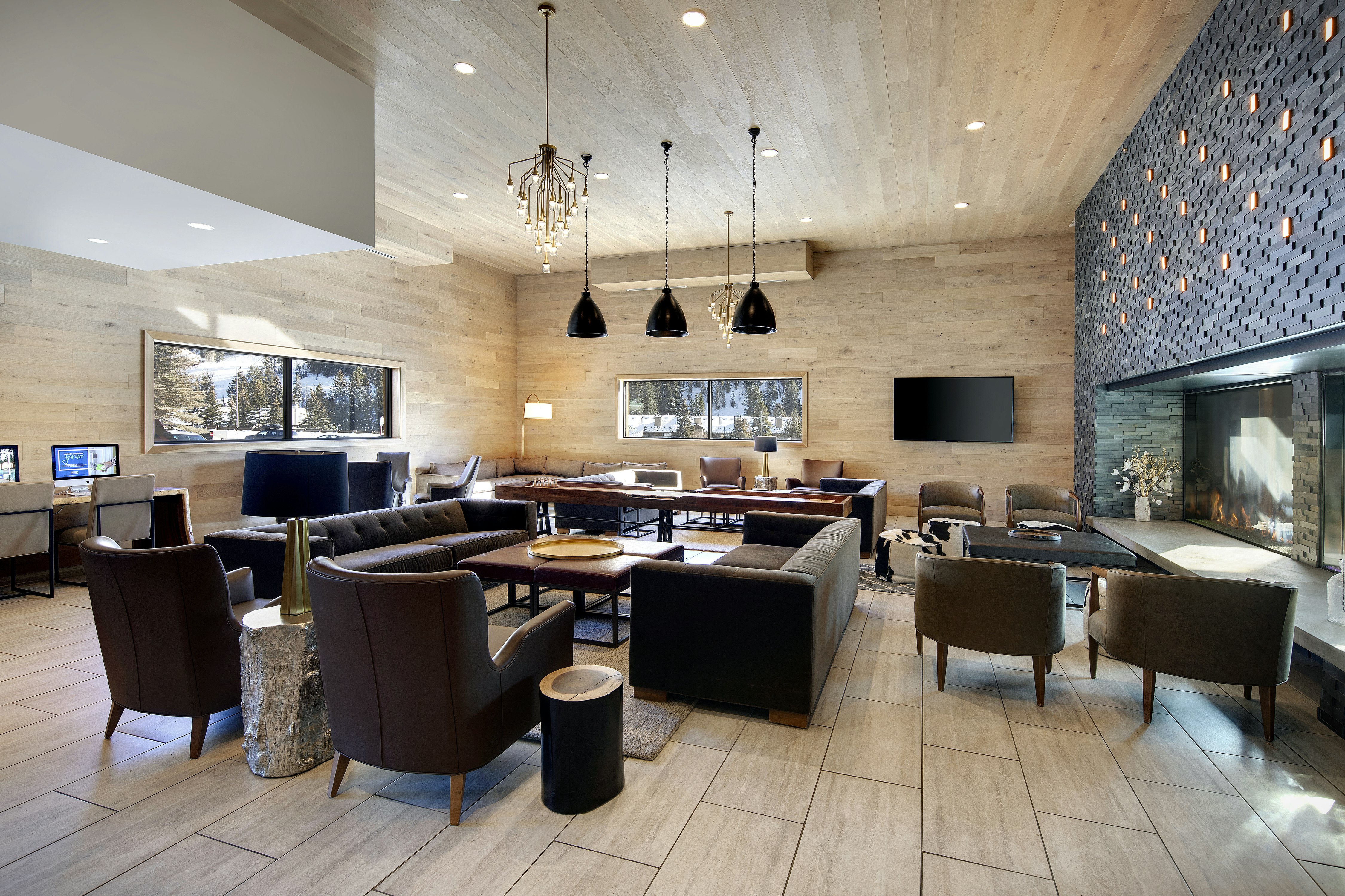 Highline Vail - a DoubleTree by Hilton 35/40