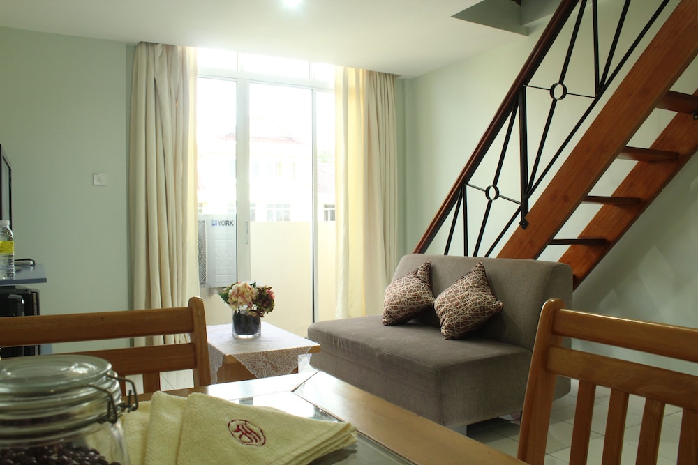 JinHold Service Apartment 12/18