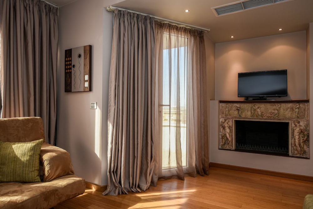 Sky Tower Hotel Tirana 22/31