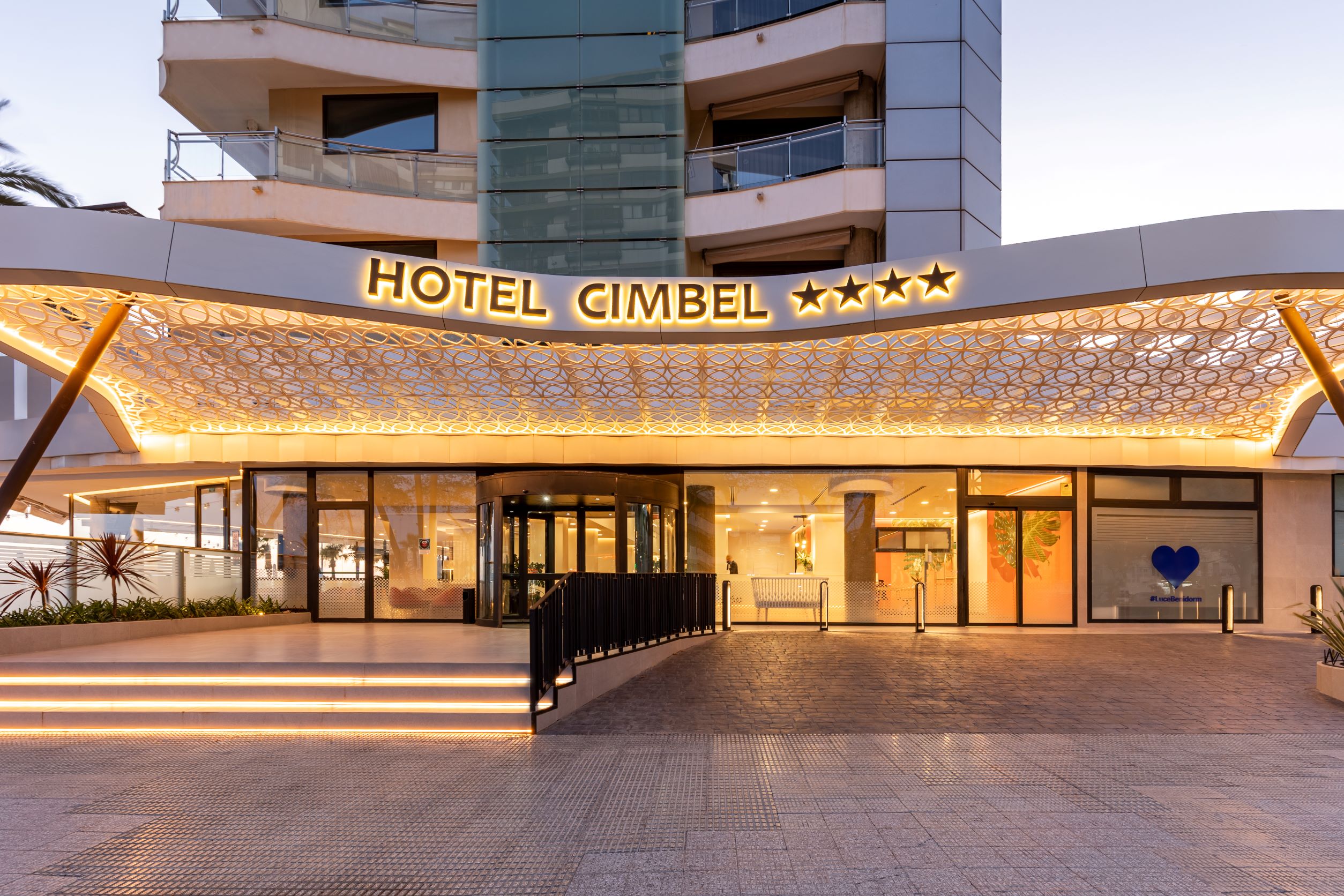 Cimbel Hotel 2/50
