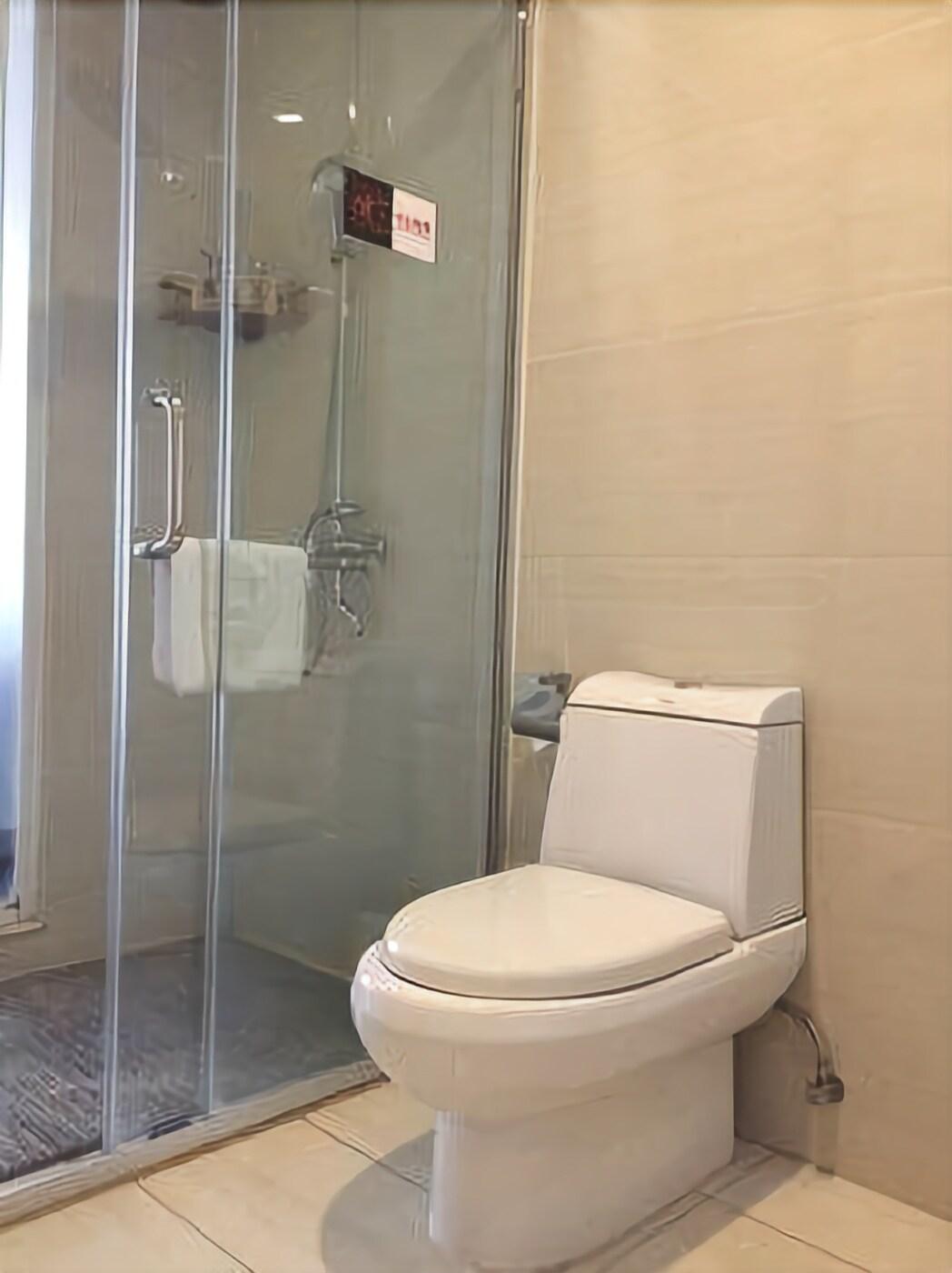 Junfu Hotel 22/24