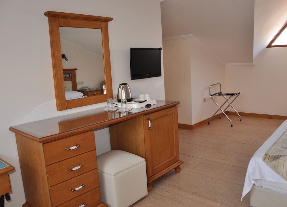 Datca Kilic Hotel 50/50