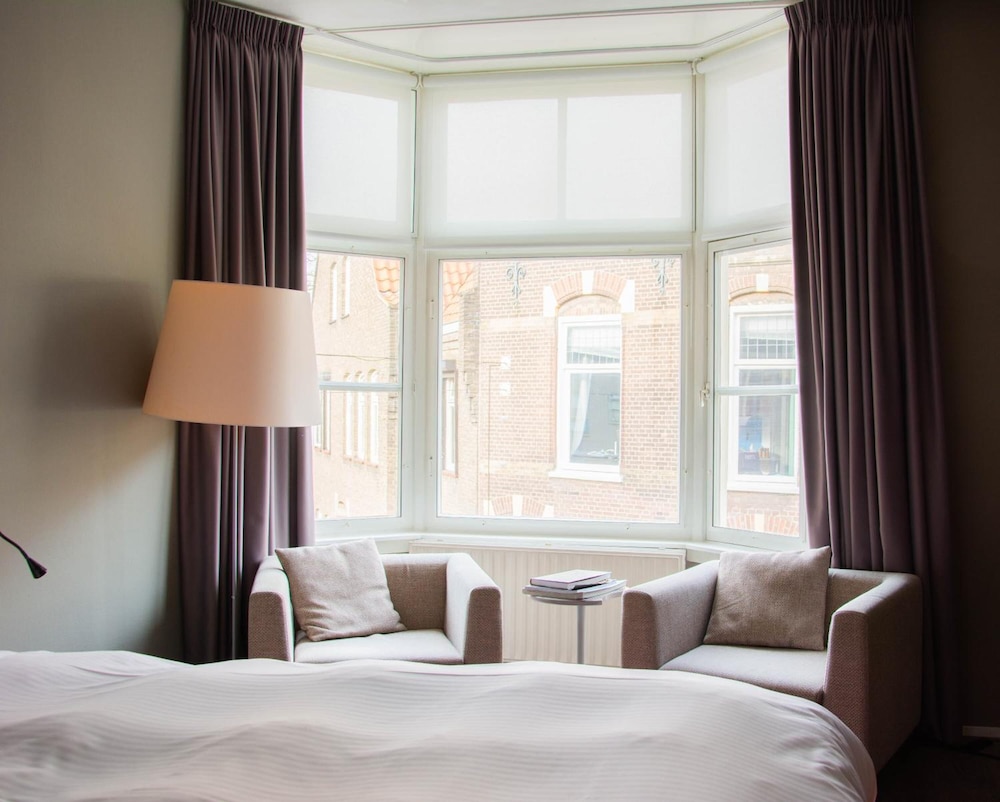 Hotel de Wereld 18/50
