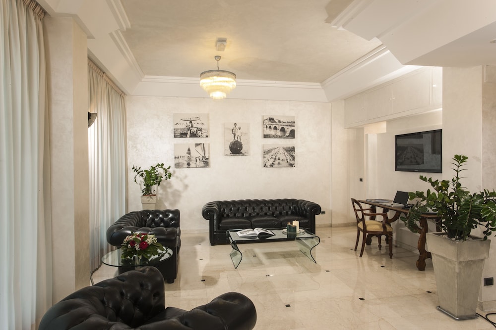 Hotel Du Soleil 46/67