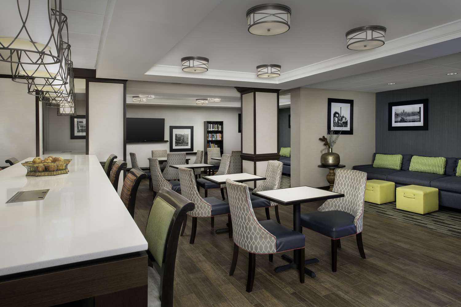 restaurant cafeteria