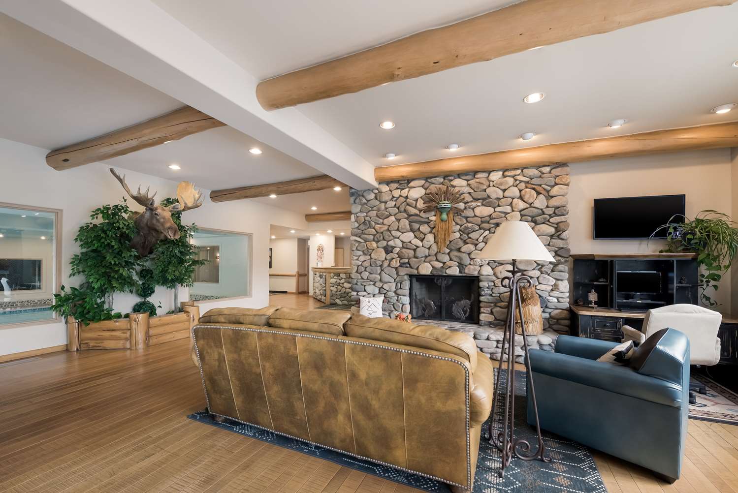 Best Western Plus Kentwood Lodge 6/8