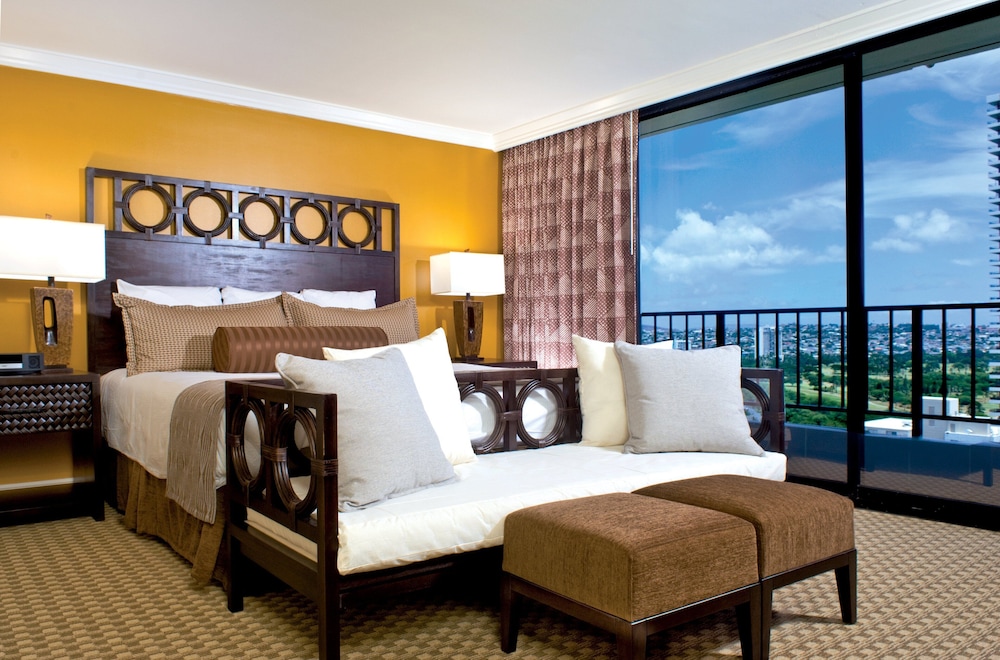 Club Wyndham Royal Garden at Waikiki 34/53