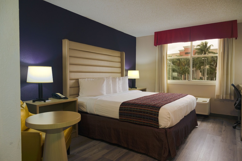 The Palms Inn & Suites 19/45