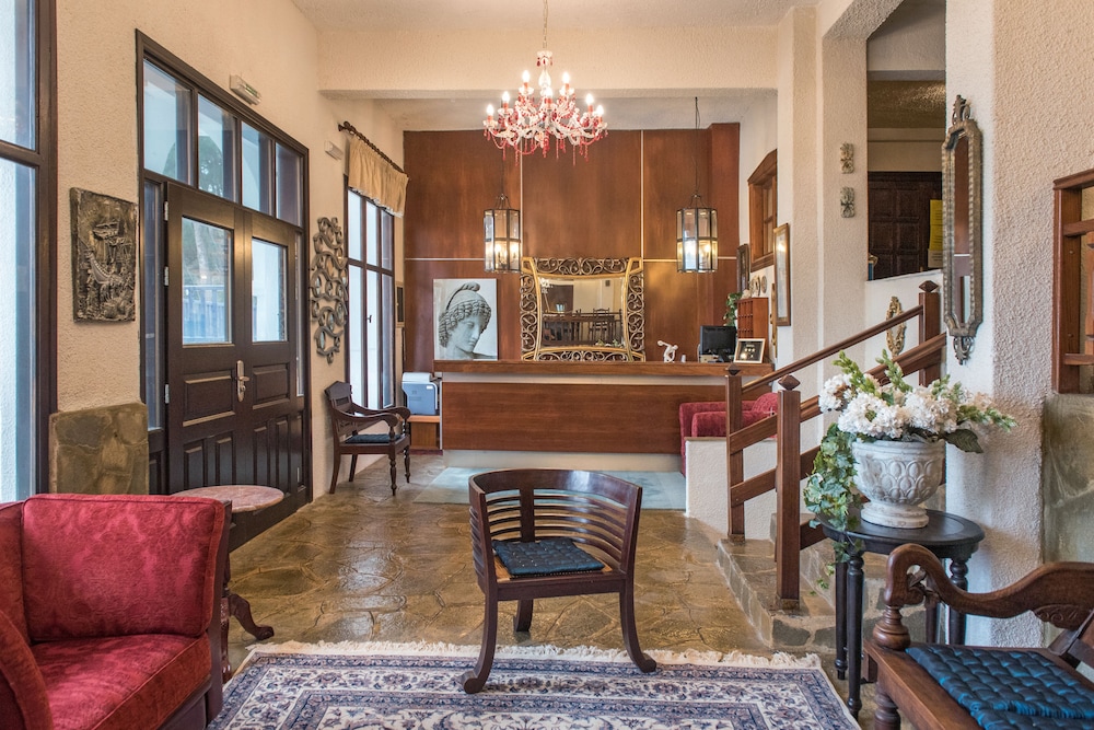 Leandros Hotel 7/50