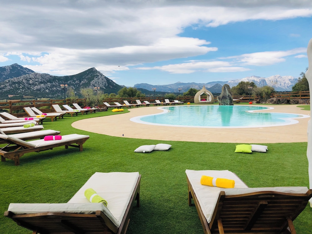 Agriturismo S'ozzastru 44/50