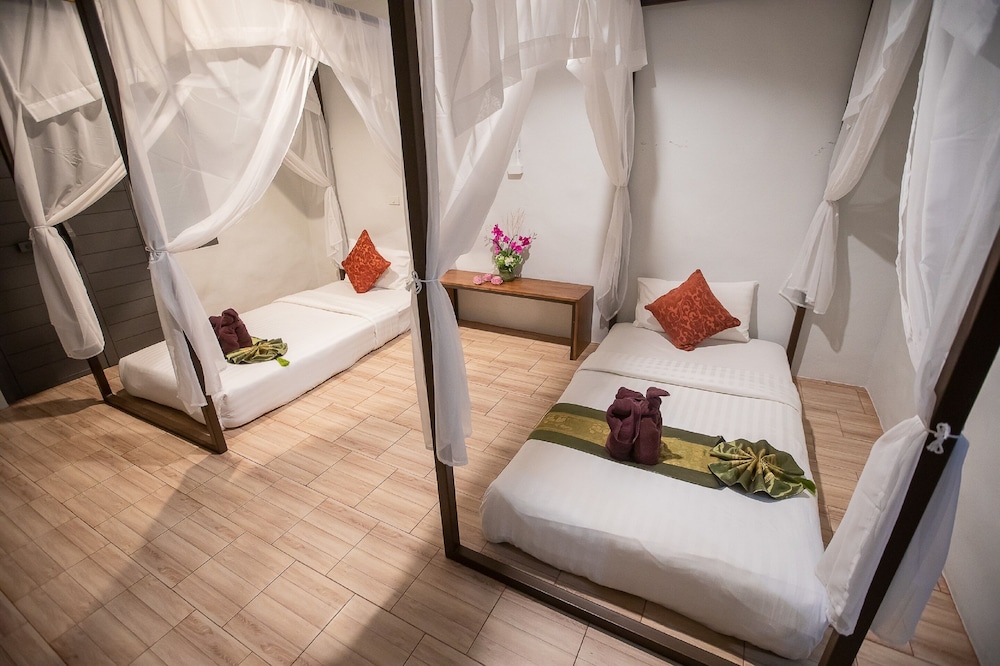 Sabaidee Chiangmai Hotel 18/65