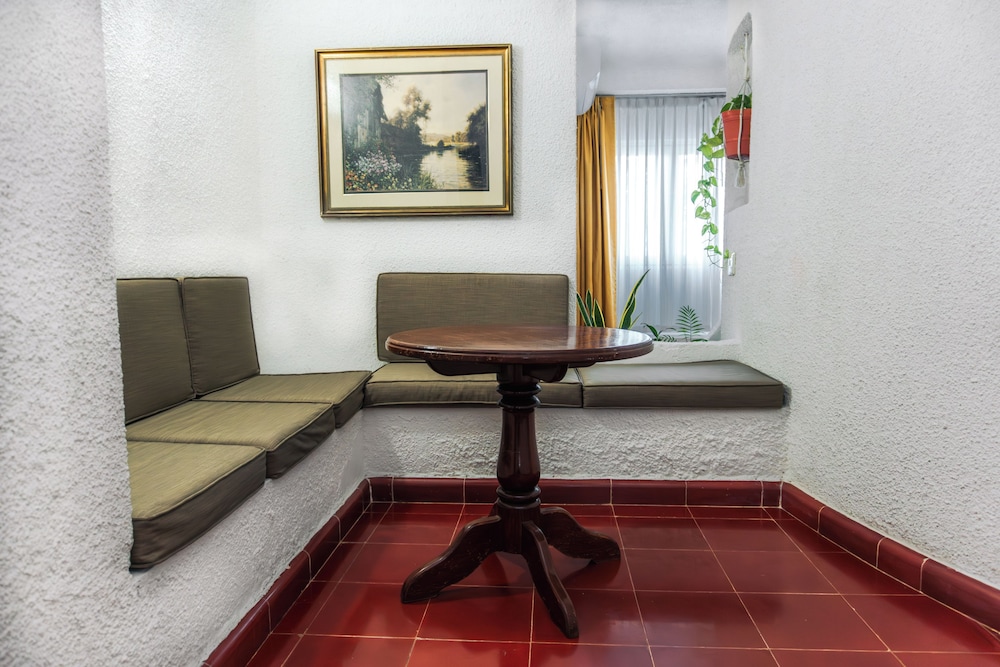 Antillano Hotel 42/60