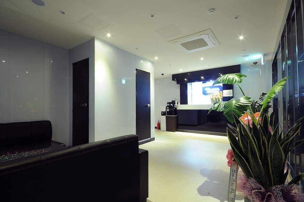 Wa Hotel Nampo 54/64