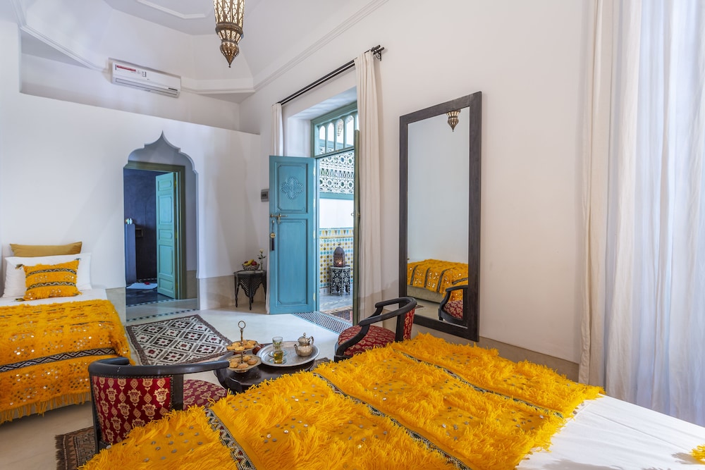 Riad Azahar 15/50