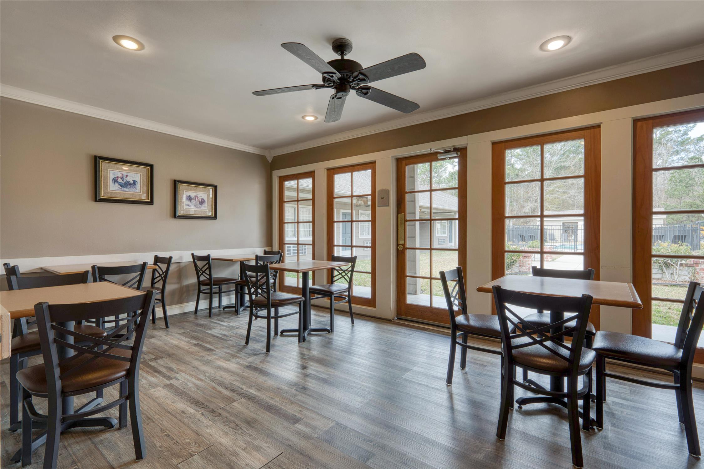 SureStay Hotel By Best Western Leesville 18/28