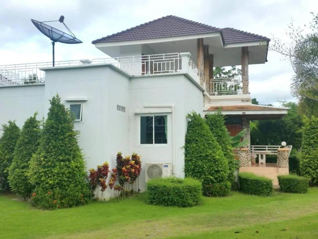 Tanaosri & Creekside Resort 4/68