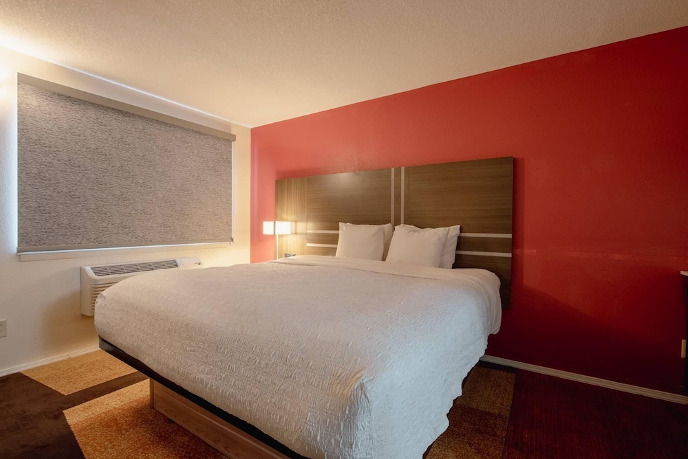Room, King Bed, Accessible