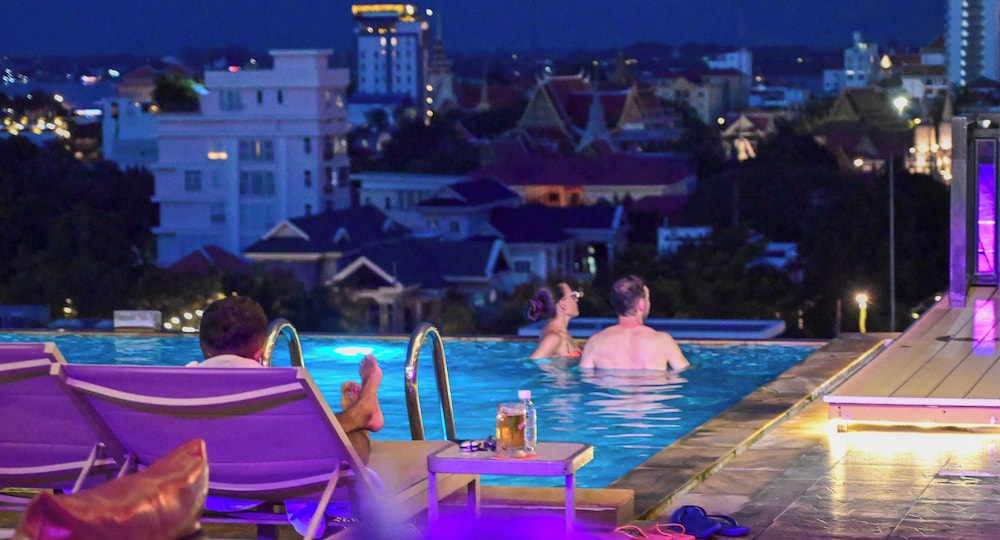 Phnom Penh 51 Hotel & Residences 38/50