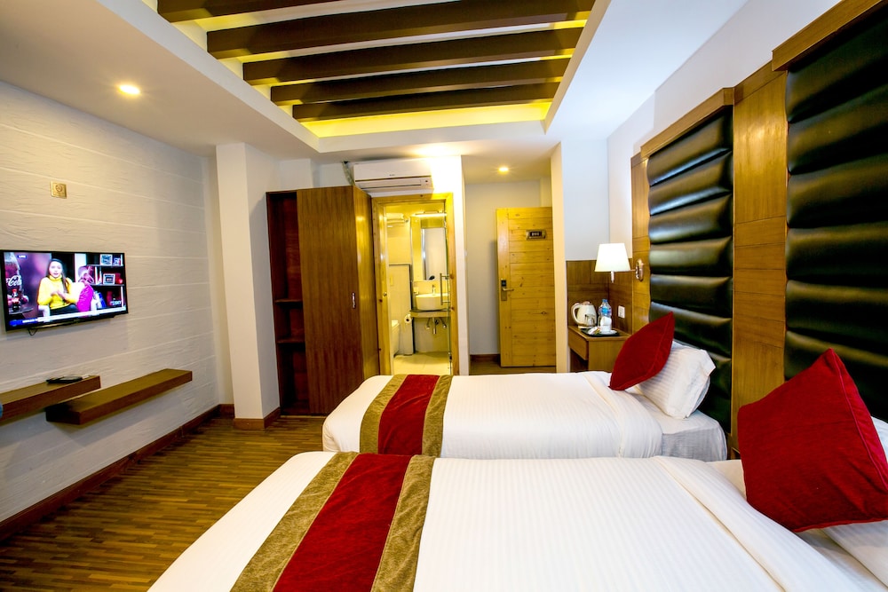 Beautiful Kathmandu Hotel 13/50
