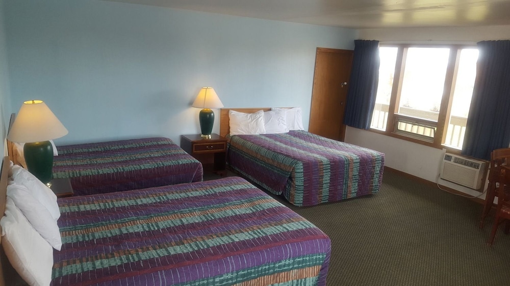 Motel Oasis Inn 29/56