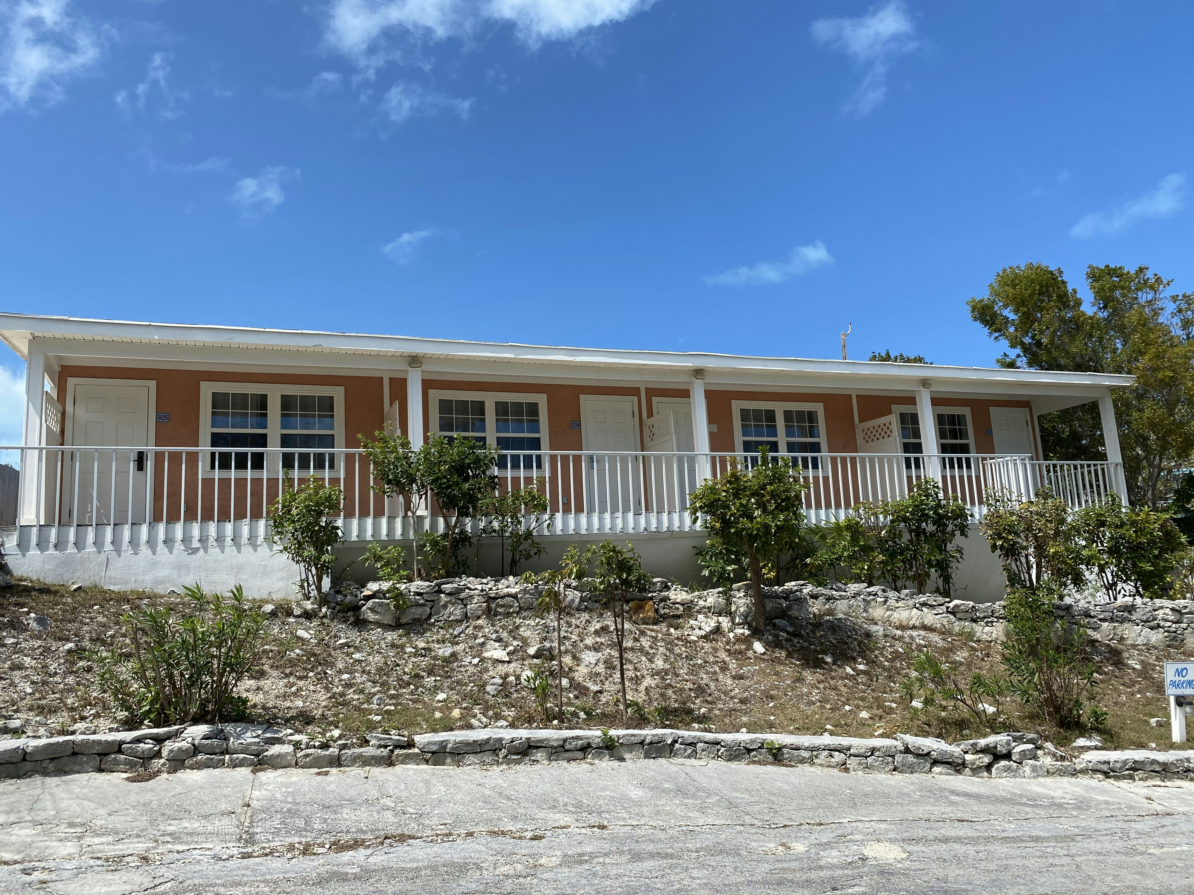 Hideaways Exuma 11/76