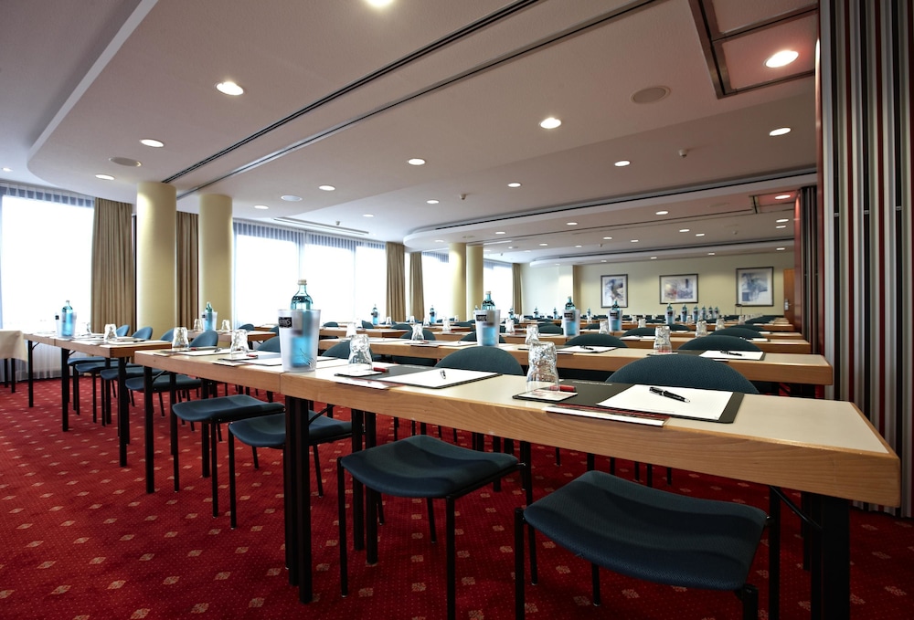 InterCityHotel Schwerin 42/53