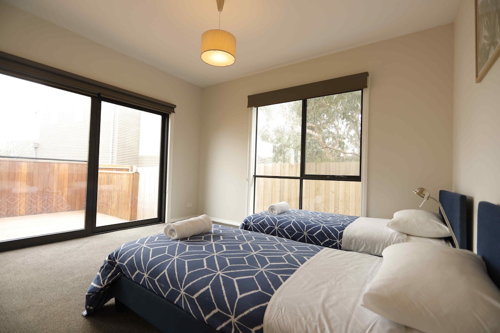 Apollo Bay Seal Apartments 5/33